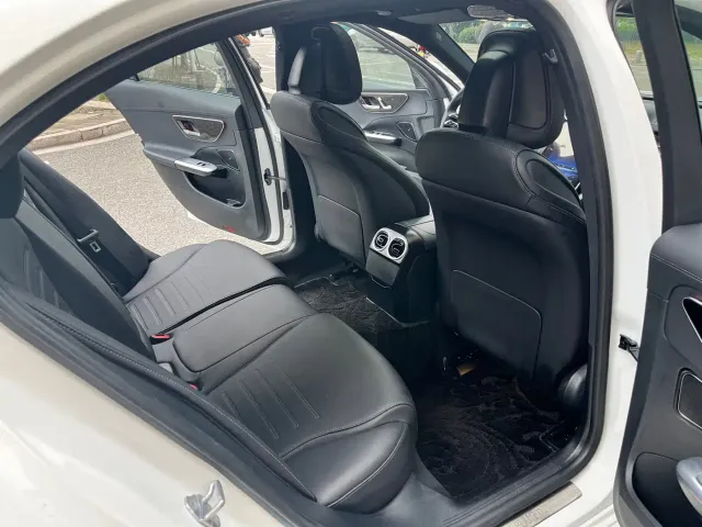 Mercedes-Benz C-Class — Фото автомобиля 10