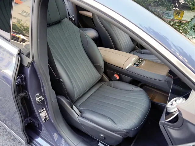 Mercedes-Benz EQS — Фото автомобиля 16