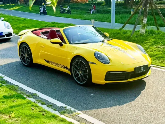 Porsche 911 — Фото автомобиля 3