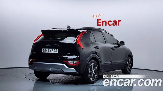 Kia Niro — Фото автомобиля 2