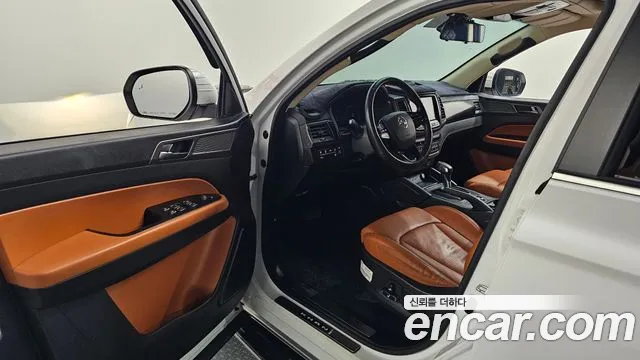 KG_Mobility_Ssangyong Rexton Новый Rexton Sport Khan Дизель 2.2 4WD — Фото автомобиля 10