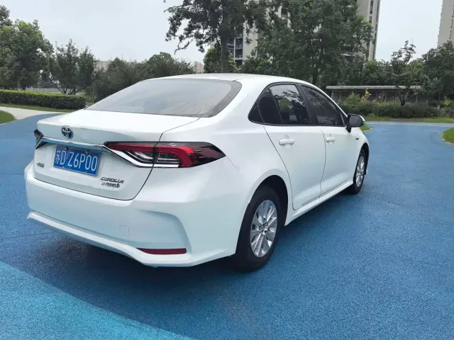 Toyota Corolla — Фото автомобиля 7
