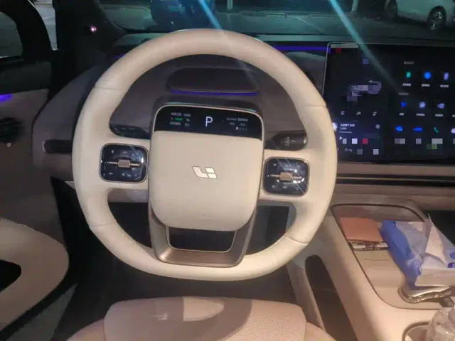 Li Auto i6 — Фото автомобиля 6