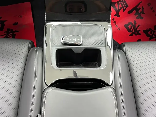 Dongfeng SKY EV01 — Фото автомобиля 24