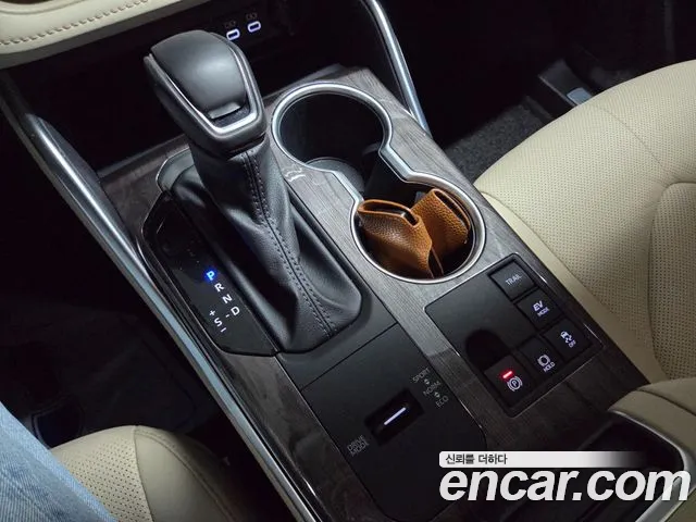 Toyota Highlander — Фото автомобиля 19