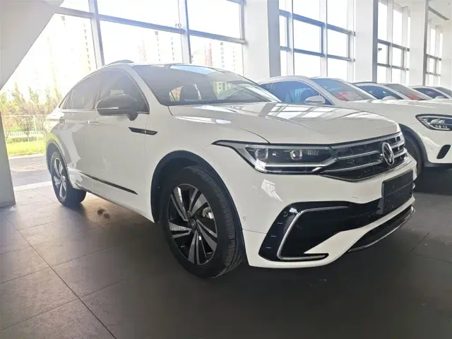 Volkswagen Tiguan X — Фото автомобиля 4