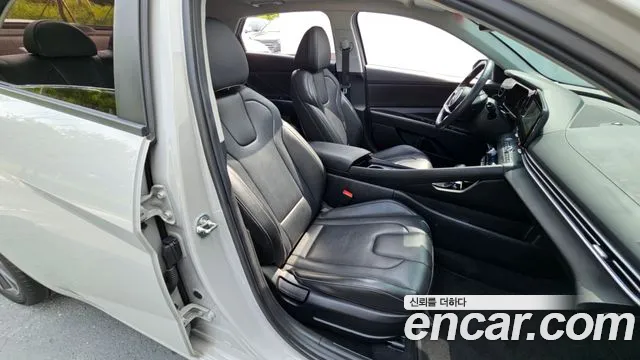 Hyundai AVANTE Новый Avante (CN7) 1.6 LPi (Для проката) — Фото автомобиля 18