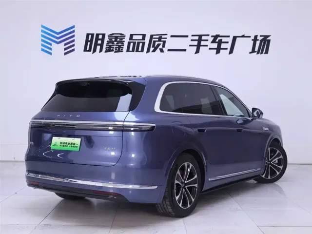Aito M7 — Фото автомобиля 6