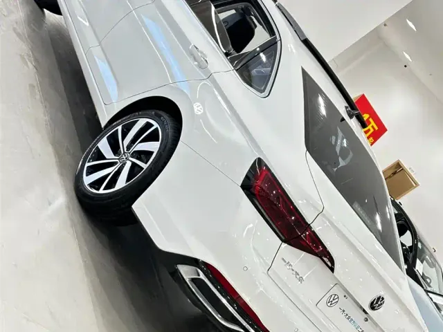 Volkswagen Sagitar — Фото автомобиля 23