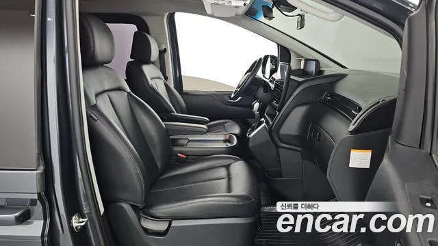 Hyundai Staria — Фото автомобиля 17