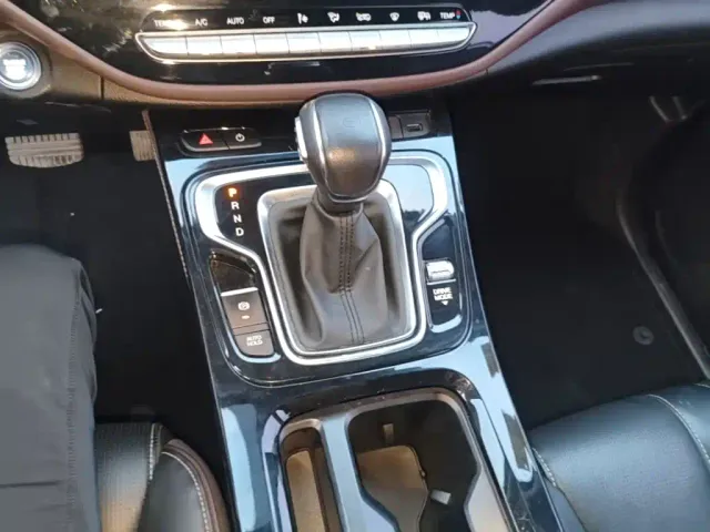 GAC Trumpchi M6 — Фото автомобиля 13