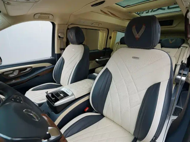Mercedes-Benz V-Class — Фото автомобиля 4