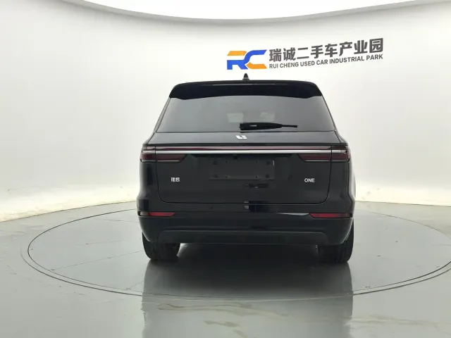 Li Auto ONE — Фото автомобиля 6