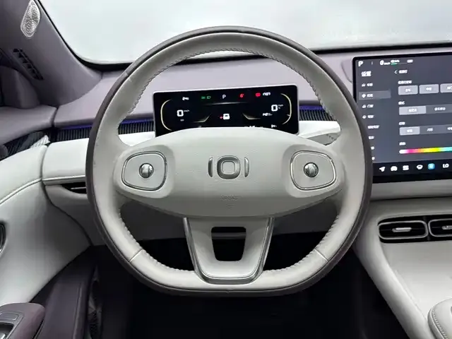 Changan Qiyuan A06 — Фото автомобиля 7