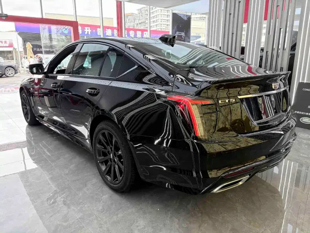 Cadillac CT5 — Фото автомобиля 18