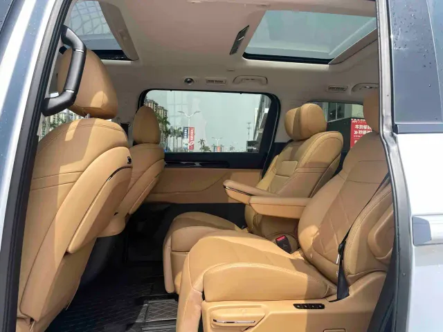 GAC Trumpchi E8 — Фото автомобиля 20