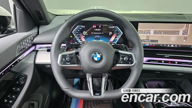 BMW 5-Series — Фото автомобиля 13