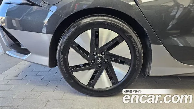 Hyundai Ioniq 6 — Фото автомобиля 5