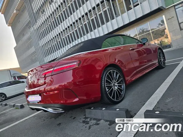 Mercedes-Benz E-Class — Фото автомобиля 5