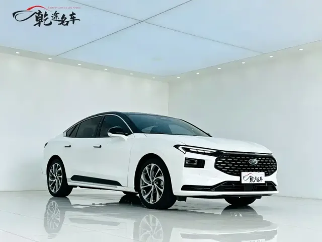 Ford Mondeo — Фото автомобиля 3