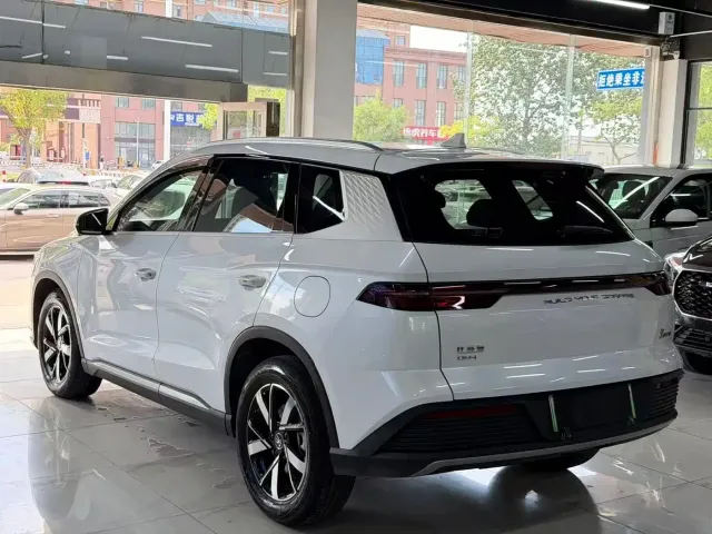 BYD Song Pro — Фото автомобиля 6