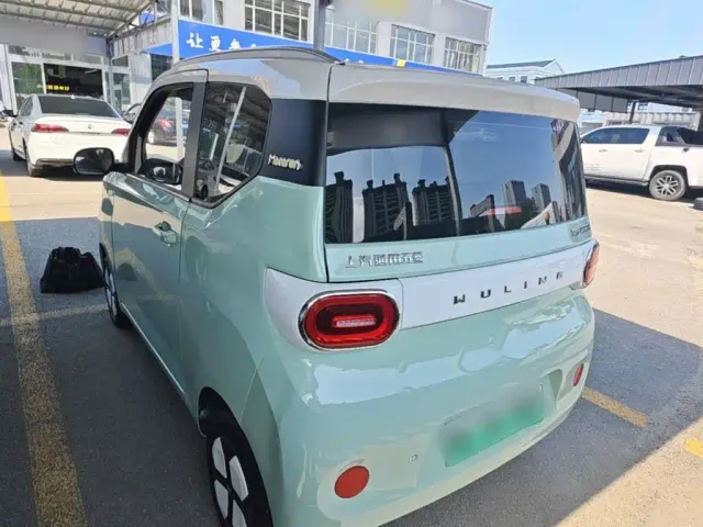 Wuling Hongguang Mini EV — Фото автомобиля 4