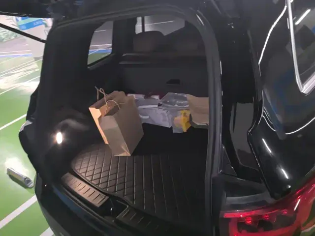 Mercedes-Benz GLB-Class — Фото автомобиля 4