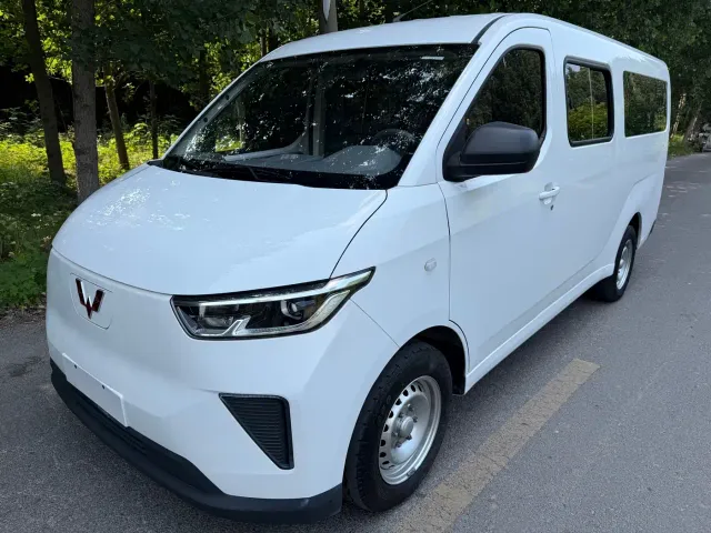 Wuling Yangguang — Фото автомобиля 3
