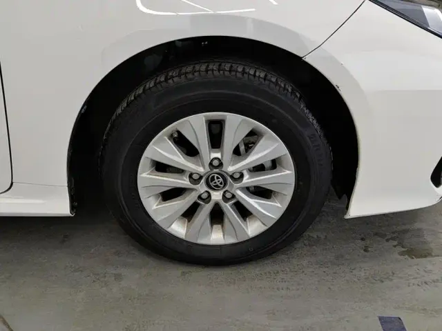 Toyota Corolla — Фото автомобиля 6