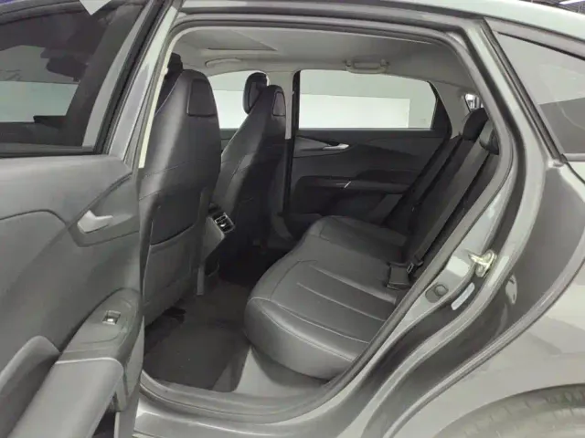 Changan Lamore — Фото автомобиля 11