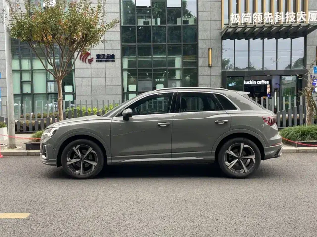 Audi Q3 — Фото автомобиля 3