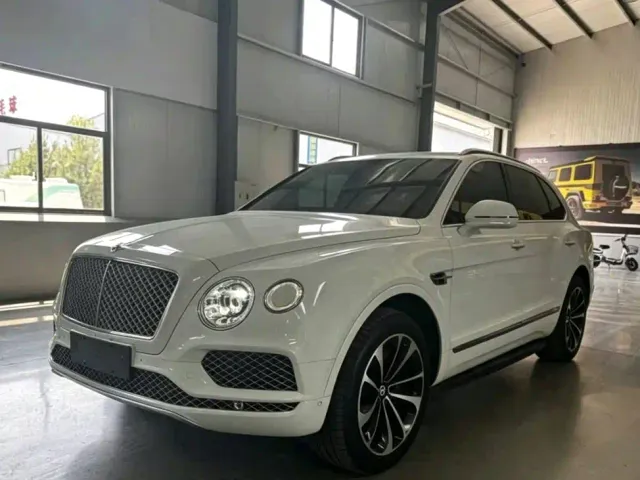 Фотография автомобиля — Bentley Bentayga
