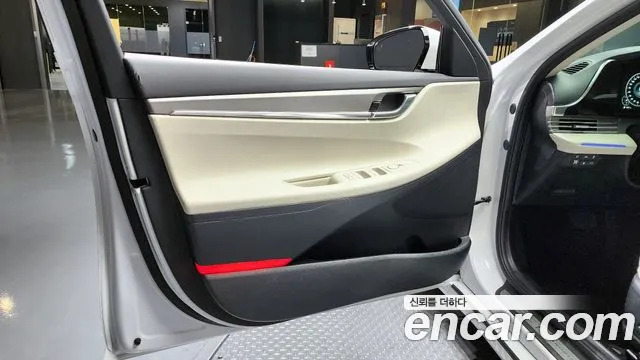 Hyundai Grandeur Новый Grandeur IG — Фото автомобиля 24