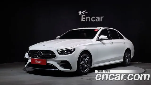 Фотография автомобиля — Mercedes-Benz E-Class W213
