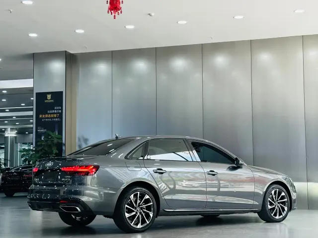 Audi A4L — Фото автомобиля 7