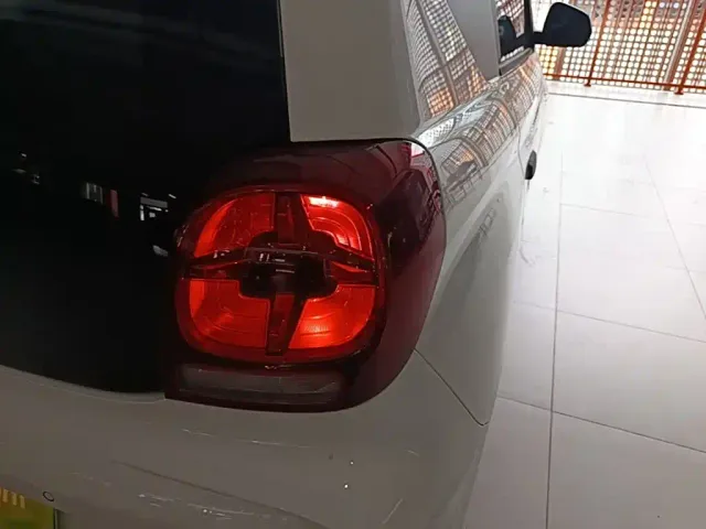 Roewe Clever — Фото автомобиля 7