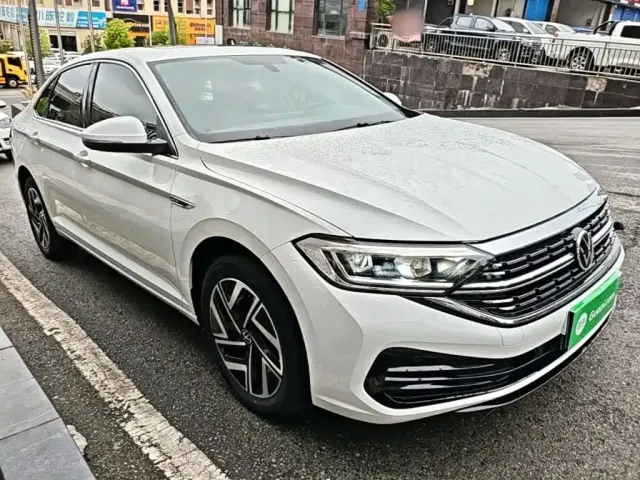 Volkswagen Sagitar — Фото автомобиля 3