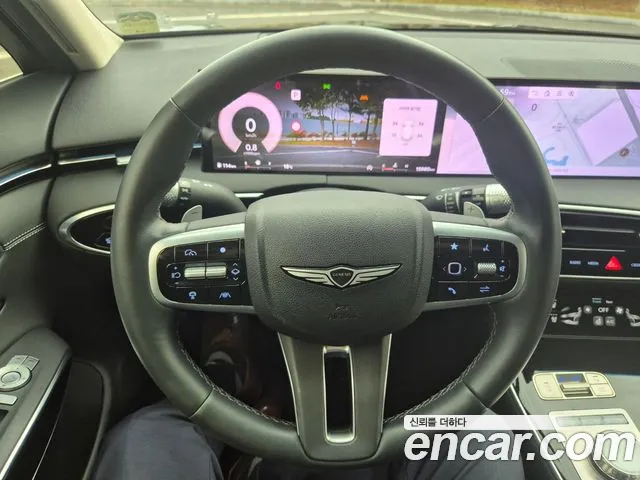 Genesis GV70 — Фото автомобиля 8