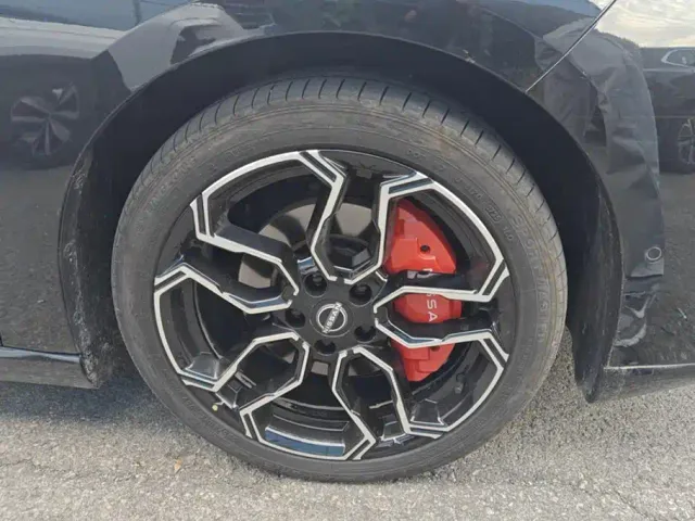 Nissan N7 — Фото автомобиля 6