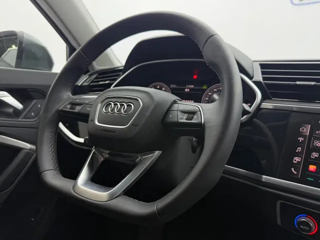 Audi Q3 — Фото автомобиля 13