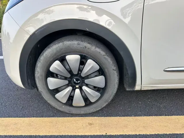 Wuling Bingo — Фото автомобиля 19