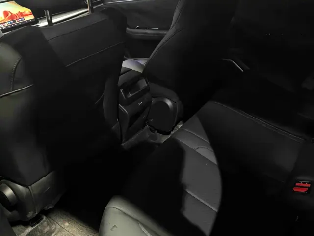 Geely Emgrand — Фото автомобиля 14