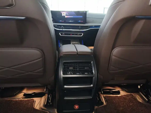 BMW X5 — Фото автомобиля 15