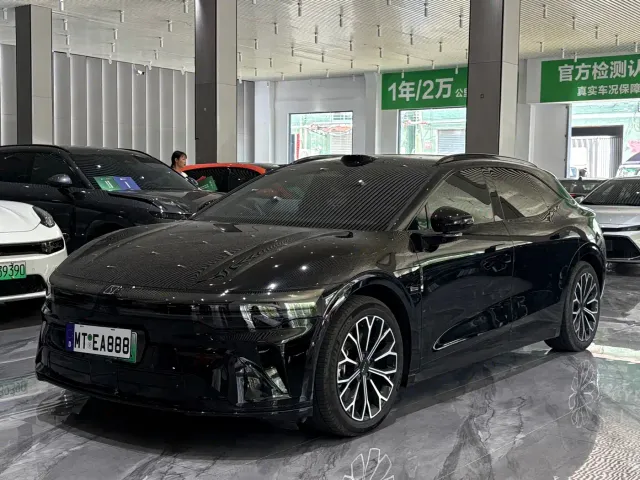 Фотография автомобиля — Zeekr 007 GT