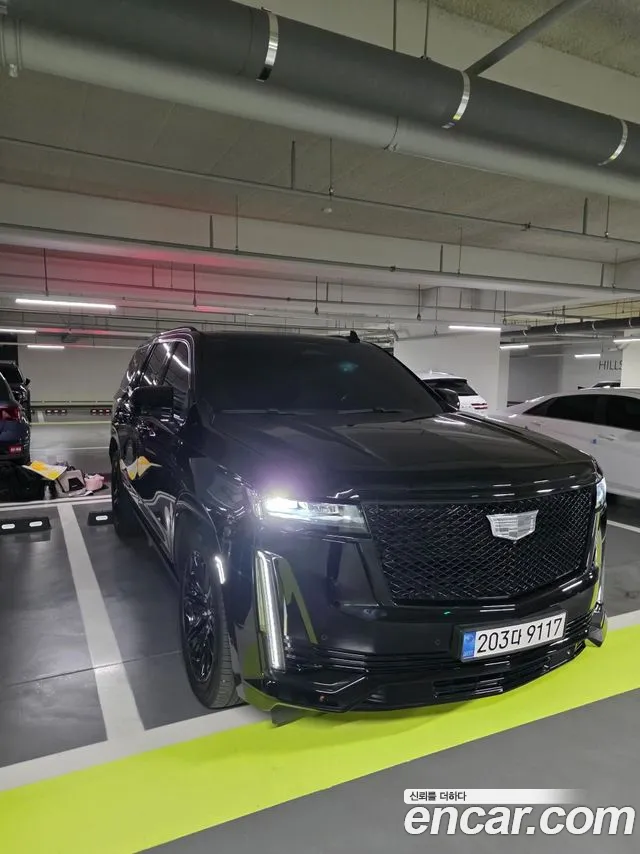 Cadillac Escalade Generation 5 — Фото автомобиля 4