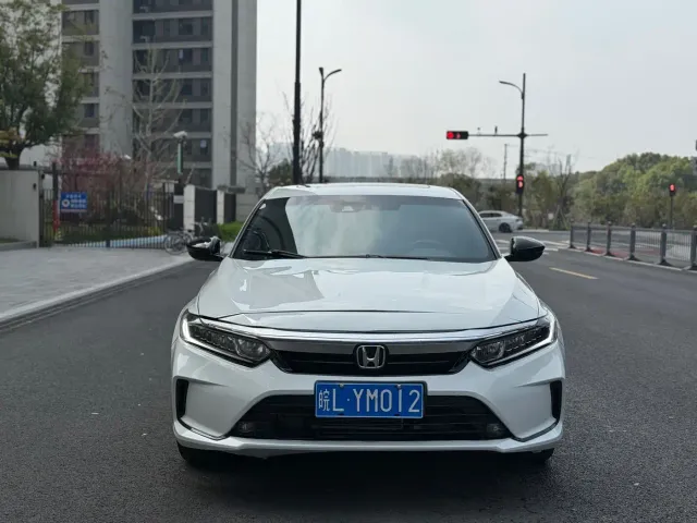 Honda Inspire — Фото автомобиля 2
