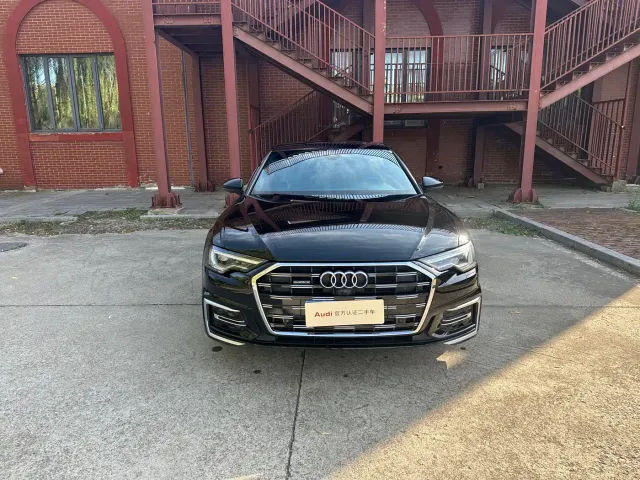 Audi A6L — Фото автомобиля 2