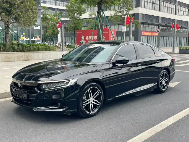 Фотография автомобиля — Honda Accord
