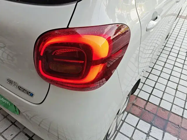 Wuling Hongguang Mini EV — Фото автомобиля 7