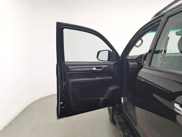 JAC Motors JAC T8 — Фото автомобиля 8